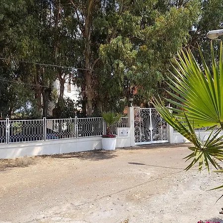 Sulla Tra Catania E Siracusa *