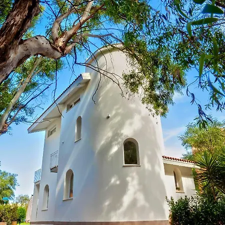 Sulla Tra Catania E Siracusa فيلة *